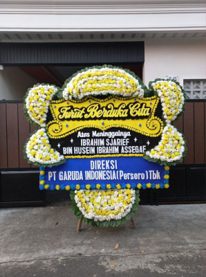 Papan Bunga Duka di Lembah Damai